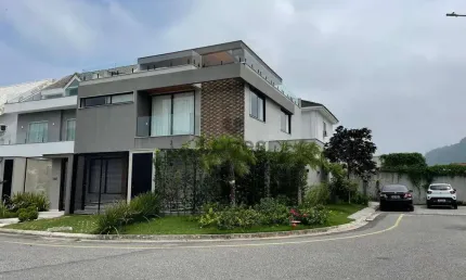 Casa em condomínio fechado com 4 quartos à venda na Rua Desembargador Wellington Jones Paiva, Vargem Pequena, Rio de Janeiro, 232 m2 por R$ 2.100.000