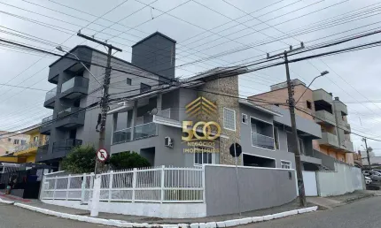 Casa com 3 dormitórios à venda, 400 m² por r$ 2.000.000,00 - serraria - são josé/sc
