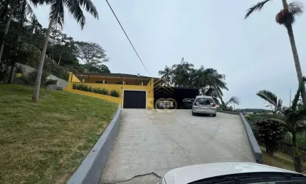 casa 03 dormitórios sendo um suíte no Lisboa 3 Forquilhina com 1.300 m² de terreno  -São José SC
