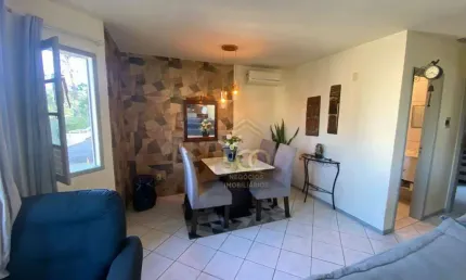 Casa em condomínio fechado com 2 quartos à venda na Rua Faial, São Sebastião, Palhoça