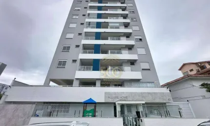 Apartamento Garden com 2 dormitórios à venda, 138 m² por R$ 679.900 - Barreiros - São José/SC