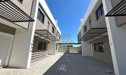 Sobrado com 3 dormitórios à venda, 99 m² por R$ 601.455,00 - Nova Palhoça - Palhoça/SC