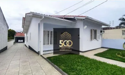 Casa à venda, 230 m² por R$ 880.000,00 - Barreiros - São José/SC