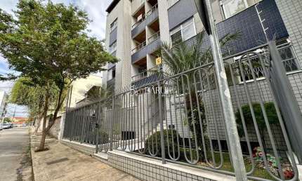 Jd. Glória, cob. duplex,  4 quartos, 2 vagas, excelente localização.  Venha conferir!!!