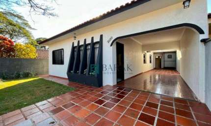 Casa com 4 dormitórios para alugar, 200 m² por R$ 4.000,00/mês - Zona 06 - Maringá/PR