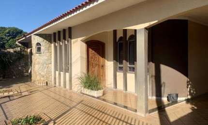 Casa com 3 quartos à venda na Rua Pioneira Palmyra Tel, Jardim Iguaçu, Maringá