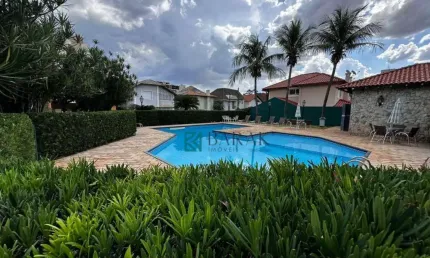 Casa com 3 dormitórios à venda, 218 m² por R$ 1.590.000,00 - Zona 08 - Maringá/PR