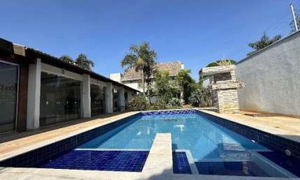 Casa com 4 suites à venda, 600 m² por R$ 3.000.000 - Zona 04 - Maringá/PR