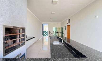 Casa com 1 suíte com closet + 2 quartos, 205 m² - venda por R$ 990.000 ou aluguel por R$ 3.500 - Jardim Araucária - Maringá/PR