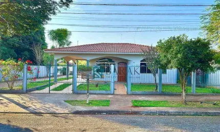 Venda - CASA DE FAZENDA NA CIDADE - Vila Santo Antonio