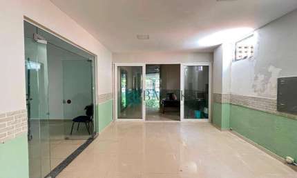 Salão para alugar, 120 m² por R$ 2.350/mês - Zona 7 - Maringá/PR