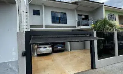 Sobrado com 4 dormitórios à venda, 240 m² por R$ 950.000,00 - Jardim Alvorada - Maringá/PR
