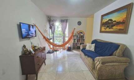 Apartamento com 3 dormitórios à venda, 63 m² por R$ 350.000,00 - Vila Bosque - Maringá/PR
