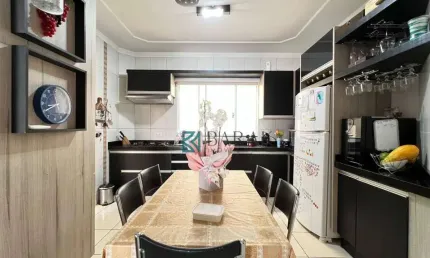 Casa com 3 dormitórios à venda, 109 m² por R$ 450.000,00 - Parque Residencial Quebec - Maringá/PR