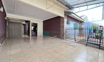 Casa com 3 dormitórios à venda, 109 m² por R$ 450.000,00 - Parque Residencial Quebec - Maringá/PR