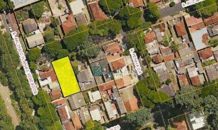 Oportunidade na Zona 06 - Terreno à venda, 498m² por R$ 498.000 - Maringá/PR