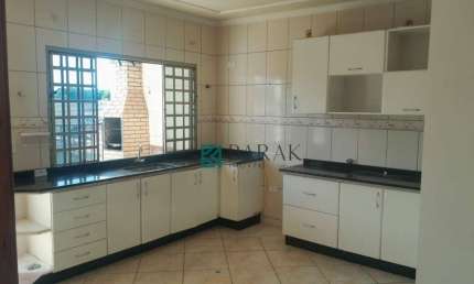 Casa com 4 dormitórios à venda, 178 m² por R$ 800.000,00 - Jardim Verão - Sarandi/PR