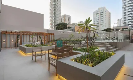 Apartamento com 2 dormitórios à venda, 63 m² por R$ 630.000,00 - Zona 03 - Maringá/PR