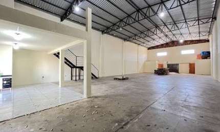 Barracão para alugar, 325 m² - Av Mandacaru -Jardim Império do Sol - Maringá/PR