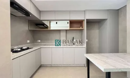 Apartamento com 3 dormitórios para alugar, 104 m² por R$ 3.450,00/mês - Zona 04 - Maringá/PR