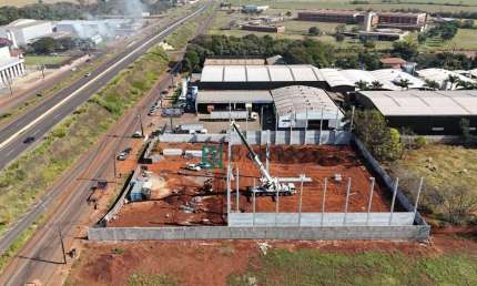 Galpão para alugar, 2473 m² por R$ 70.000,00/mês - Parque Industrial - Maringá/PR