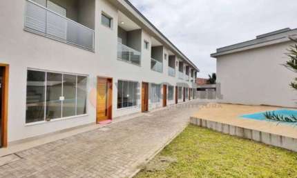 Sobrado em condomínio com 2 quartos, 80m², à venda em Caraguatatuba, Massaguaçu