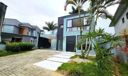 Sobrado em condomínio com 4 quartos, 287m², à venda em Caraguatatuba, Costa Nova