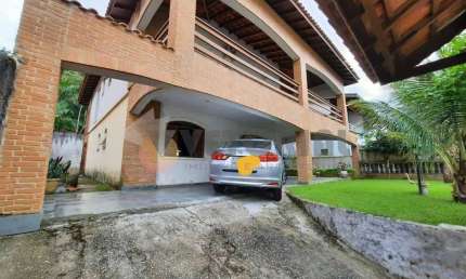 Sobrado à venda em São Sebastião, Portal da Olaria, com 4 quartos, 390m²