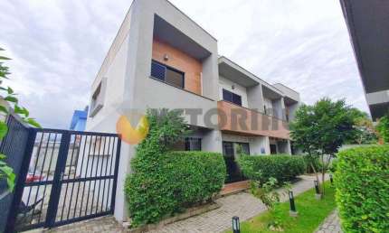 Sobrado com 2 dormitórios à venda, 97 m² por R$ 435.000,00 - Pontal de Santa Marina - Caraguatatuba/SP