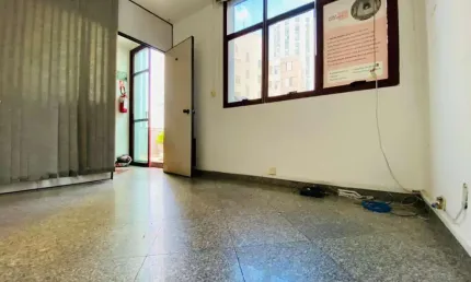 Sala comercial para alugar na Rua José Paulino, 1542, Centro, Campinas, 12 m2 por R$ 400