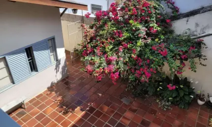 Casa com 2 quartos à venda na Rua Cristóvão Bonini, 433, Jardim Proença I, Campinas, 159 m2 por R$ 600.000