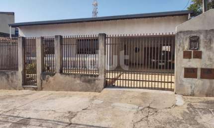 Casa com 3 quartos à venda na Rua Michael Robert Kaan, 867, Jardim Novo Campos Elíseos, Campinas, 268 m2 por R$ 700.000