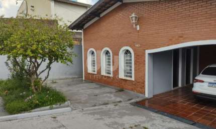 Casa comercial para alugar na Avenida Adão Focesi, 903, Jardim do Lago, Campinas, 140 m2 por R$ 3.850