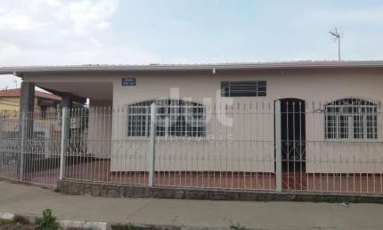 Casa com 3 quartos à venda na Ângelo Simioni, 15, Loteamento Santo Antônio, Itatiba, 150 m2 por R$ 550.000