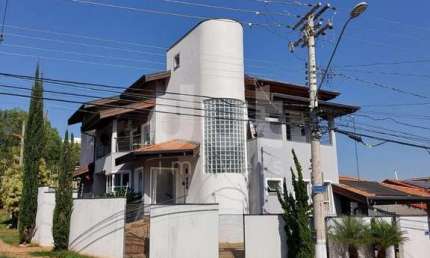 Casa com 5 quartos para alugar na Rua Santa Maria Rosselo, 654, Mansões Santo Antônio, Campinas, 370 m2 por R$ 10.000