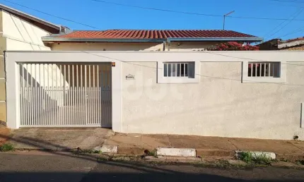 Casa com 3 quartos à venda na Rua Doutor Vicente Torregrossa, 170, Jardim García, Campinas, 200 m2 por R$ 480.000