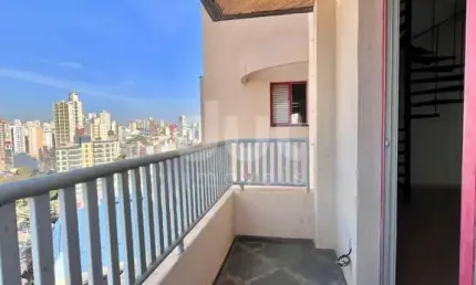 Cobertura com 3 quartos para alugar na Rua José Paulino, 1875, Vila Itapura, Campinas, 205 m2 por R$ 3.800