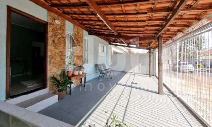Casa com 3 quartos à venda na Rua Iracema Antas de Abreu Vieira, 239, Parque Residencial Casarão, Sumaré, 159 m2 por R$ 490.000