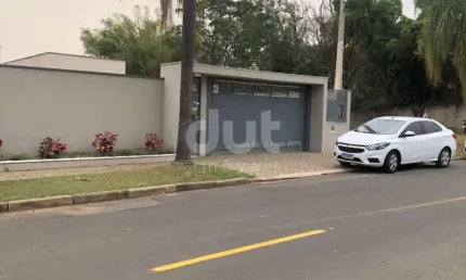 Casa em condomínio fechado com 3 quartos à venda na Rua Mariazinha Leite Campagnolli, 470, Parque Xangrilá, Campinas, 300 m2 por R$ 1.950.000
