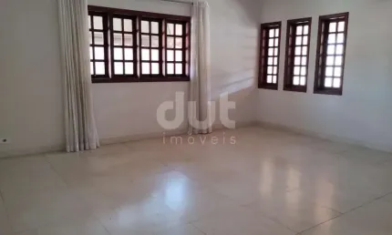Casa comercial à venda na Rua Credencio Zechin, 80, Centro, Vinhedo, 290 m2 por R$ 1.060.000