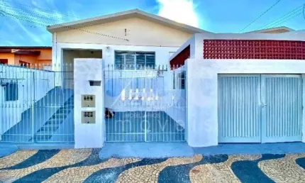 Casa com 3 quartos à venda na Rua Edmundo Plácido Chiavegatto, 985, Jardim dos Oliveiras, Campinas por R$ 500.000