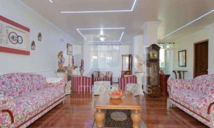 Casa com 4 quartos à venda na Rua Hermano Ribeiro da Silva, 473, Jardim Eulina, Campinas, 420 m2 por R$ 980.000