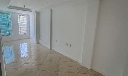 Sala comercial com 3 salas para alugar na Av. Dalmo Vieira, Estados, Balneário Camboriú