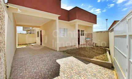 CASA à venda com 2 quartos em Peruíbe, no bairro Estancia dos Eucaliptos