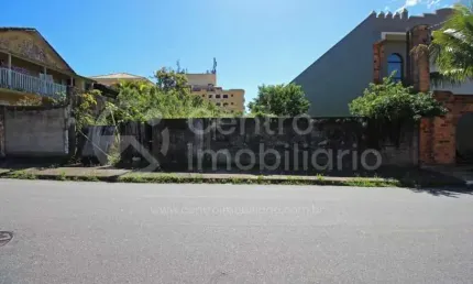 Terreno à venda no Centro, Peruíbe 
