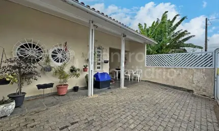 Casa à venda com 3 quartos em peruíbe, no bairro balneario sao joao batista