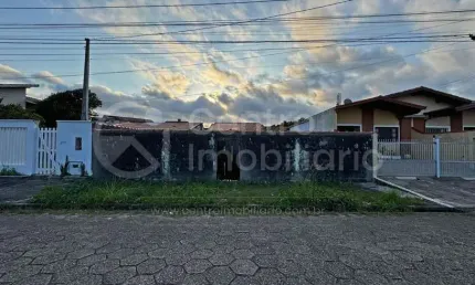 Terreno à venda em peruíbe, no bairro jardim ribamar