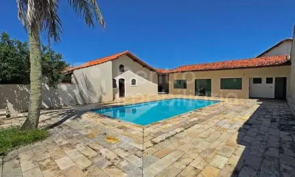 CASA à venda com piscina e 3 quartos em Peruíbe, no bairro Estancia Sao Jose