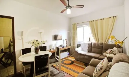 APARTAMENTO à venda com 2 quartos em Peruíbe, no bairro Centro