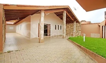 CASA à venda com 3 quartos em Peruíbe, no bairro Cidade Nova Peruíbe